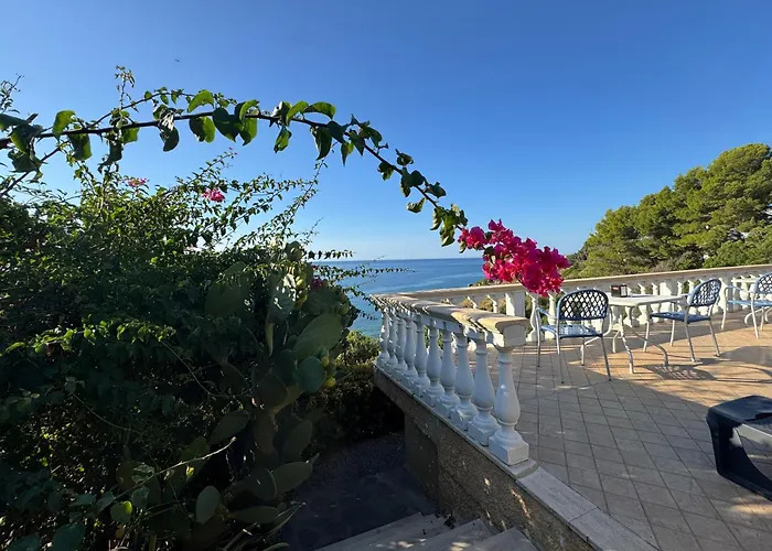 Casa Elvira Alojamento de Acomodação e Pequeno-almoço 4*