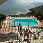 Casa Elvira Bed & Breakfast