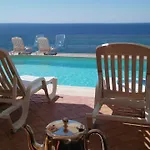 Casa Elvira Bed & Breakfast 4*