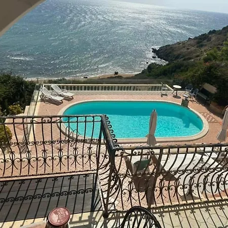 Casa Elvira Отель типа 