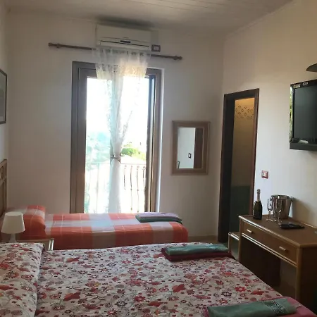 Casa Elvira Bed and breakfast 4*