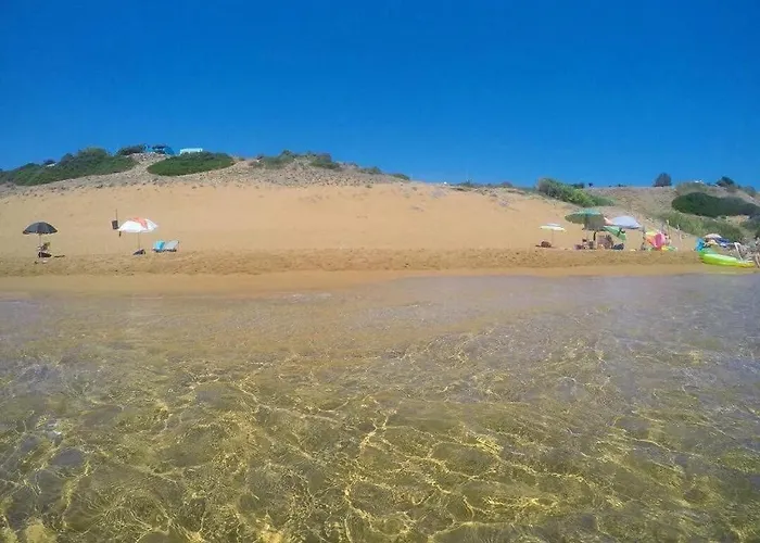 לינה וארוחת בוקר Casa Elvira 4*